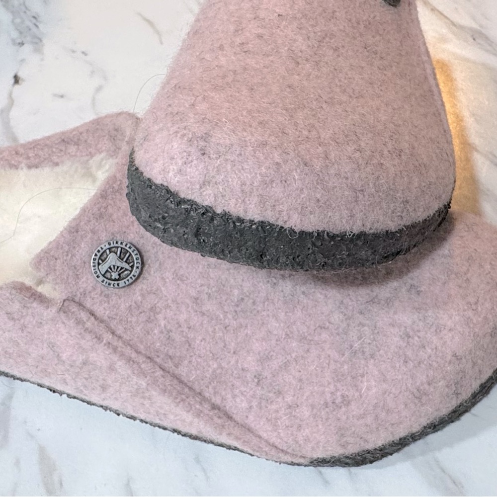 Zermatt big kids pink shearling slipper
34 220 L3 size 3-3.5 - Picture 9 of 9